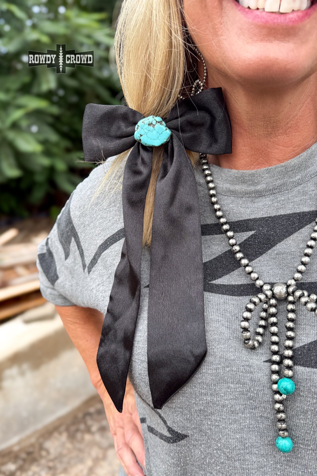 Black Betty Bow